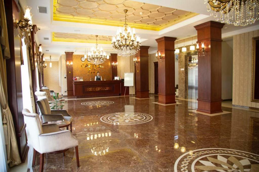 CAPITOL3
